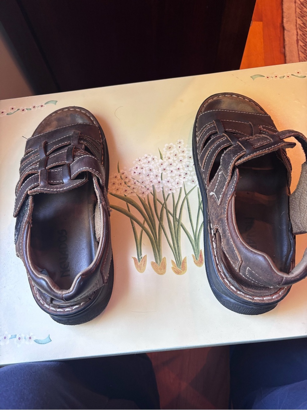 Great condition Brown men’s Leather Sandals